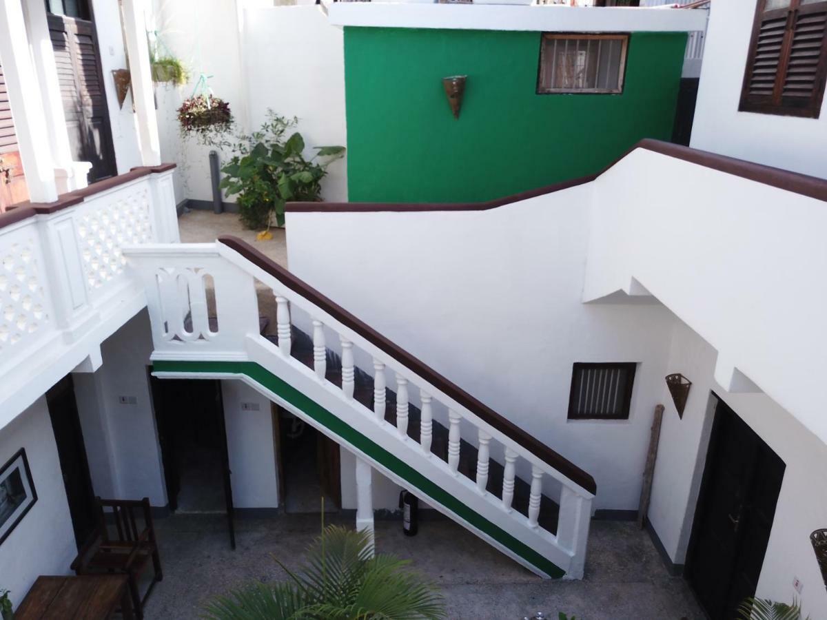Zlife Stone Town Hostel Zanzibar Εξωτερικό φωτογραφία